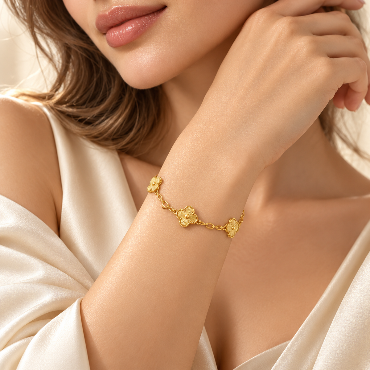 Amour Bracelet Gold